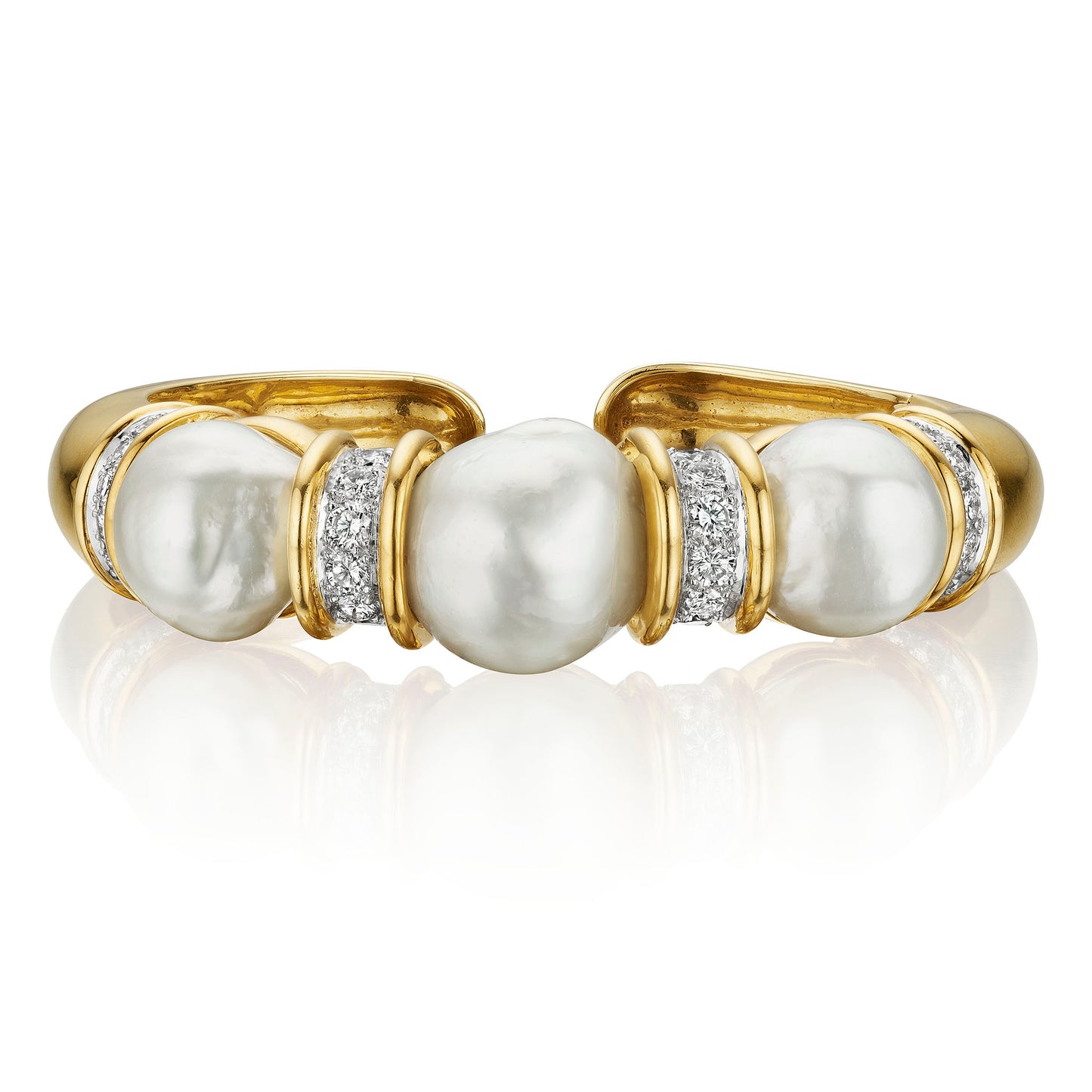 Macklowe Gallery David Webb South Sea Pearl Bracelet