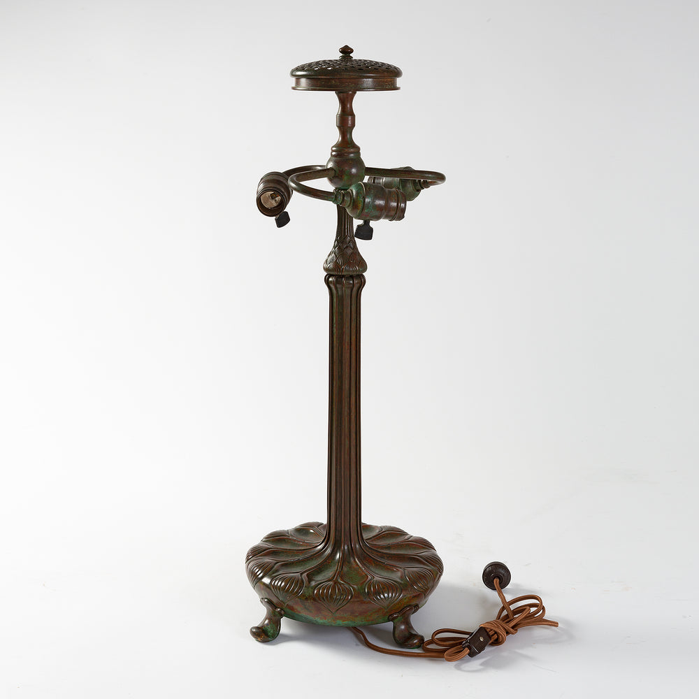 
                      
                        Macklowe Gallery Tiffany Studios New York Pair of "Oriental Poppy" Table Lamps 
                      
                    
